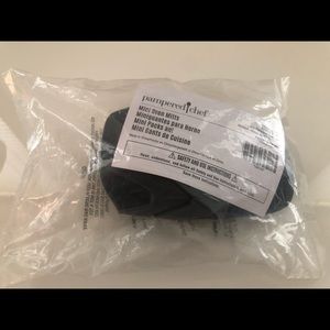 Pampered Chef Mini Oven Mitts